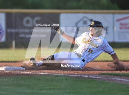 Thumbnail 1 in Muscatine @ Bettendorf photogallery.