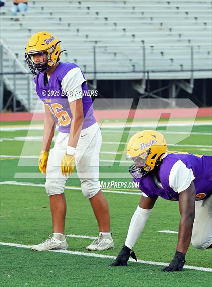 Thumbnail 1 in Lake Braddock vs Gar-Field (Scrimmage) photogallery.
