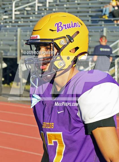 Thumbnail 3 in Lake Braddock vs Gar-Field (Scrimmage) photogallery.