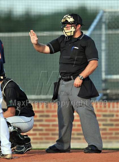 Thumbnail 3 in McKinney North  vs. Adams (Class 4A Region II Playoffs) photogallery.