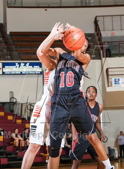 Thumbnail 2 in Burkburnett vs. Wichita Falls (Fantasy of Lights Tournament) photogallery.