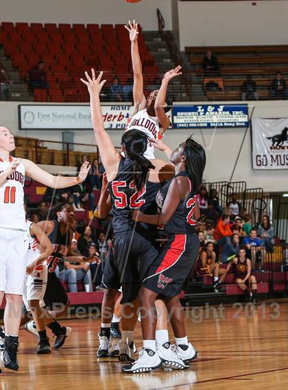 Thumbnail 1 in Burkburnett vs. Wichita Falls (Fantasy of Lights Tournament) photogallery.