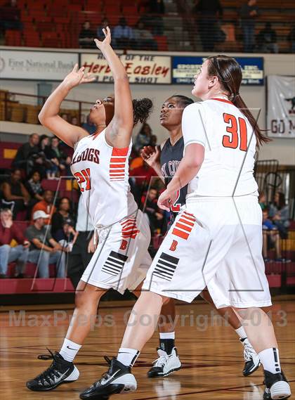 Thumbnail 1 in Burkburnett vs. Wichita Falls (Fantasy of Lights Tournament) photogallery.