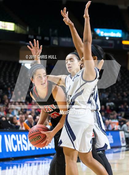 Thumbnail 1 in Avery County vs. Mount Airy (NCHSAA 1A Regional Final) photogallery.