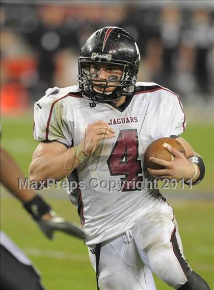 Thumbnail 2 in Hamilton vs. Desert Ridge (AIA State 5A-I Final) photogallery.