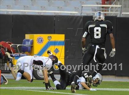 Thumbnail 3 in Hamilton vs. Desert Ridge (AIA State 5A-I Final) photogallery.