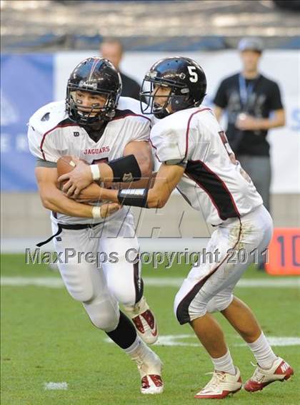 Thumbnail 1 in Hamilton vs. Desert Ridge (AIA State 5A-I Final) photogallery.