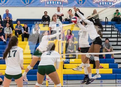 Thumbnail 1 in Archbishop Mitty vs. Sacred Heart Cathedral Preparatory (CIF-CCS Open Div. Semi-finals) photogallery.