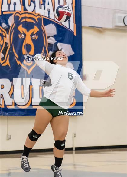 Thumbnail 2 in Archbishop Mitty vs. Sacred Heart Cathedral Preparatory (CIF-CCS Open Div. Semi-finals) photogallery.