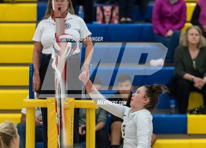 Thumbnail 3 in Archbishop Mitty vs. Sacred Heart Cathedral Preparatory (CIF-CCS Open Div. Semi-finals) photogallery.