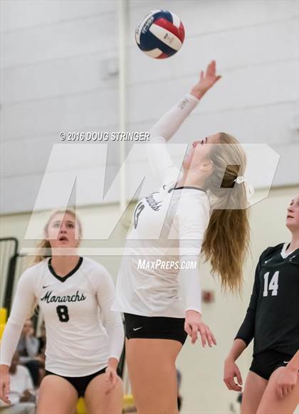 Thumbnail 3 in Archbishop Mitty vs. Sacred Heart Cathedral Preparatory (CIF-CCS Open Div. Semi-finals) photogallery.