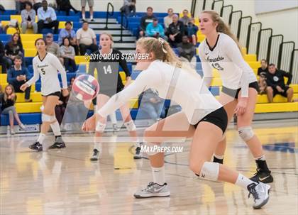 Thumbnail 2 in Archbishop Mitty vs. Sacred Heart Cathedral Preparatory (CIF-CCS Open Div. Semi-finals) photogallery.