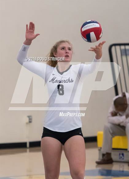 Thumbnail 1 in Archbishop Mitty vs. Sacred Heart Cathedral Preparatory (CIF-CCS Open Div. Semi-finals) photogallery.
