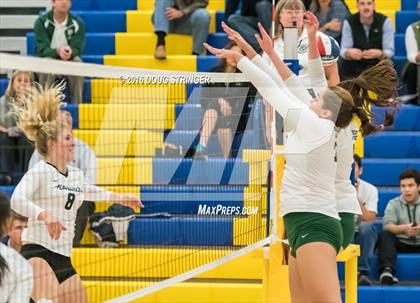 Thumbnail 3 in Archbishop Mitty vs. Sacred Heart Cathedral Preparatory (CIF-CCS Open Div. Semi-finals) photogallery.