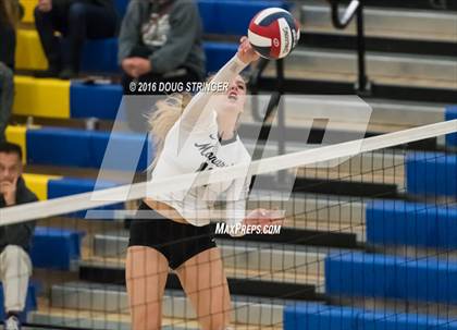 Thumbnail 3 in Archbishop Mitty vs. Sacred Heart Cathedral Preparatory (CIF-CCS Open Div. Semi-finals) photogallery.