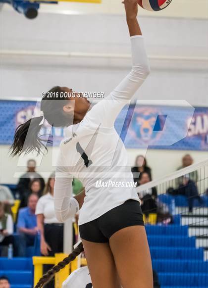 Thumbnail 3 in Archbishop Mitty vs. Sacred Heart Cathedral Preparatory (CIF-CCS Open Div. Semi-finals) photogallery.