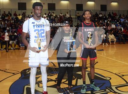 Thumbnail 2 in First Coast (Northwest Classic Awards Ceremony) photogallery.