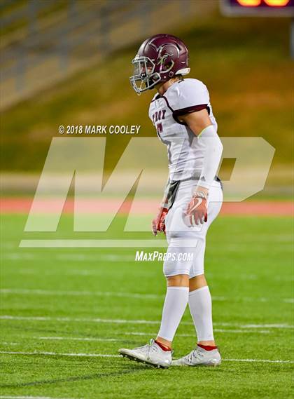 Thumbnail 1 in Franklin vs. Troy (UIL 3A D1 Area) photogallery.