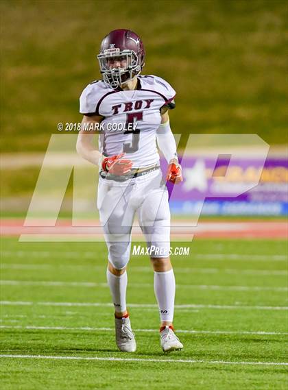 Thumbnail 1 in Franklin vs. Troy (UIL 3A D1 Area) photogallery.