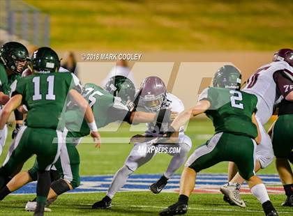 Thumbnail 1 in Franklin vs. Troy (UIL 3A D1 Area) photogallery.