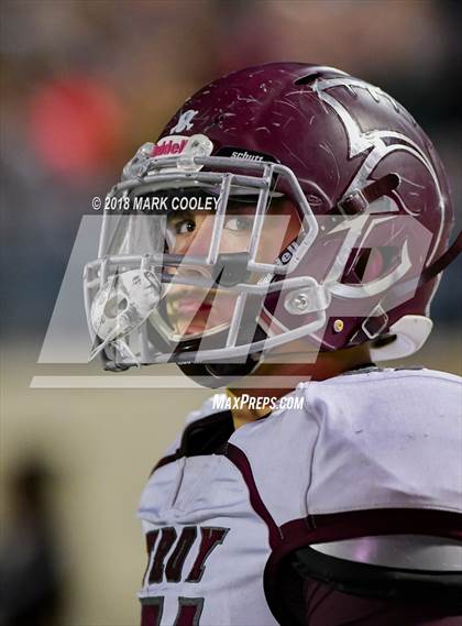 Thumbnail 3 in Franklin vs. Troy (UIL 3A D1 Area) photogallery.
