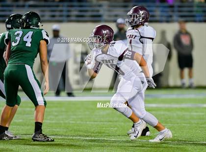 Thumbnail 1 in Franklin vs. Troy (UIL 3A D1 Area) photogallery.
