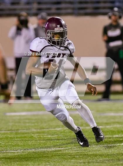 Thumbnail 2 in Franklin vs. Troy (UIL 3A D1 Area) photogallery.