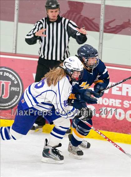 Thumbnail 2 in Red Wing vs Fargo North (Schwan Cup Semifinal) photogallery.