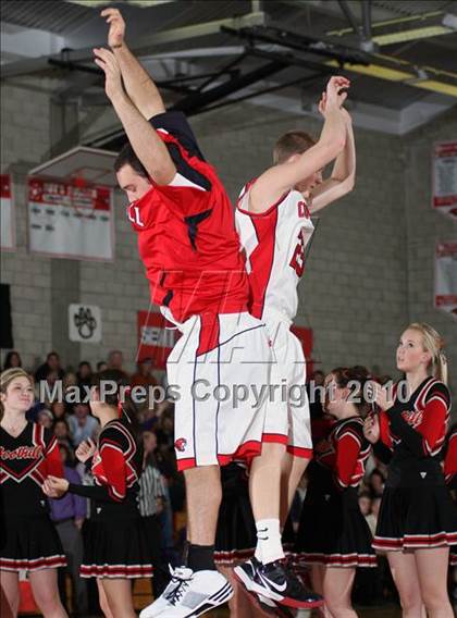 Thumbnail 3 in Shasta vs. Foothill photogallery.
