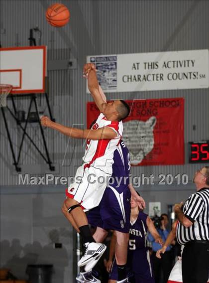 Thumbnail 1 in Shasta vs. Foothill photogallery.