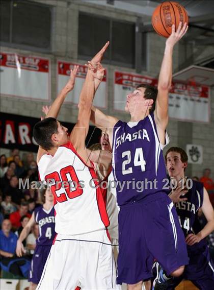 Thumbnail 3 in Shasta vs. Foothill photogallery.