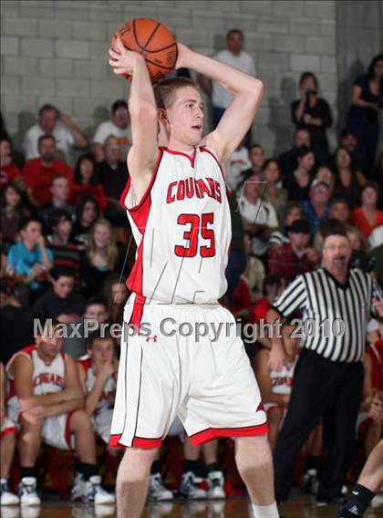 Thumbnail 2 in Shasta vs. Foothill photogallery.