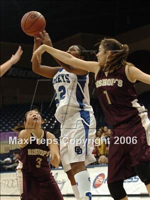 Thumbnail 2 in Bishop's vs. La Jolla Country Day (SDS D4 Final) photogallery.