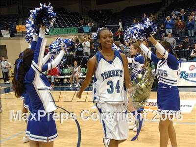 Thumbnail 2 in Bishop's vs. La Jolla Country Day (SDS D4 Final) photogallery.