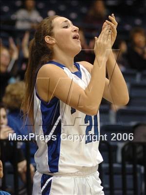Thumbnail 2 in Bishop's vs. La Jolla Country Day (SDS D4 Final) photogallery.