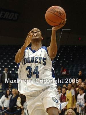 Thumbnail 3 in Bishop's vs. La Jolla Country Day (SDS D4 Final) photogallery.