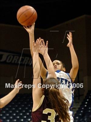 Thumbnail 2 in Bishop's vs. La Jolla Country Day (SDS D4 Final) photogallery.