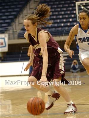 Thumbnail 2 in Bishop's vs. La Jolla Country Day (SDS D4 Final) photogallery.