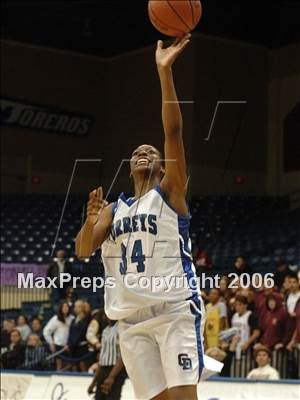 Thumbnail 2 in Bishop's vs. La Jolla Country Day (SDS D4 Final) photogallery.