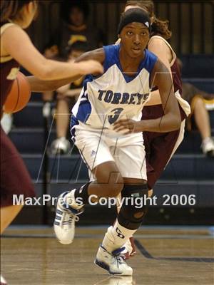 Thumbnail 3 in Bishop's vs. La Jolla Country Day (SDS D4 Final) photogallery.