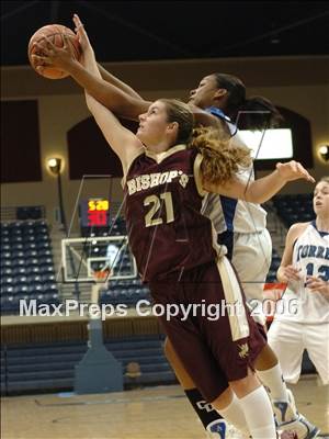 Thumbnail 2 in Bishop's vs. La Jolla Country Day (SDS D4 Final) photogallery.