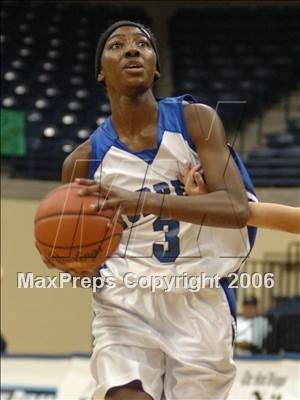 Thumbnail 1 in Bishop's vs. La Jolla Country Day (SDS D4 Final) photogallery.