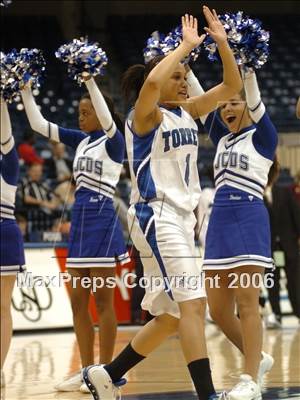 Thumbnail 1 in Bishop's vs. La Jolla Country Day (SDS D4 Final) photogallery.