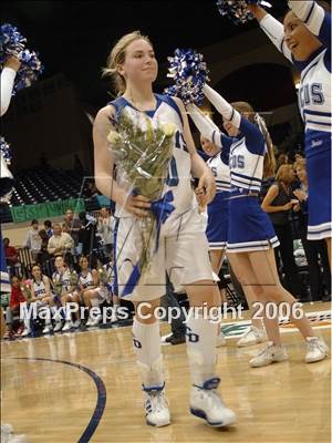 Thumbnail 3 in Bishop's vs. La Jolla Country Day (SDS D4 Final) photogallery.