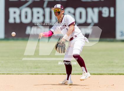Thumbnail 3 in Santa Gertrudis Academy vs. London (UIL 3A Regional Finals) photogallery.