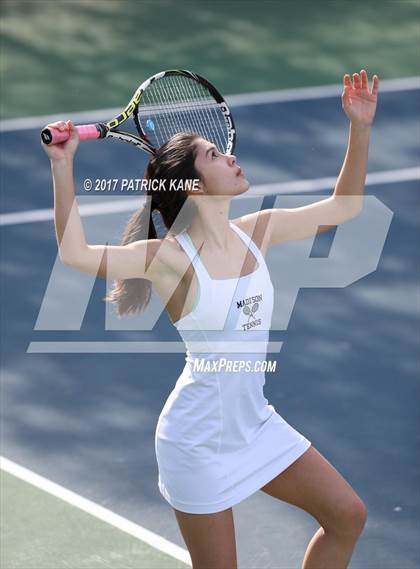 Thumbnail 1 in Madison @ Yorktown photogallery.