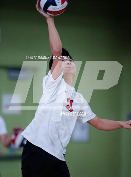 Thumbnail 3 in Bright Star vs. Lincoln (CIF LACS D4 Final) photogallery.