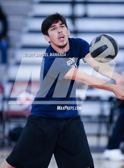 Thumbnail 2 in Bright Star vs. Lincoln (CIF LACS D4 Final) photogallery.