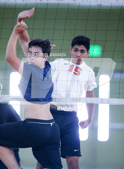 Thumbnail 3 in Bright Star vs. Lincoln (CIF LACS D4 Final) photogallery.