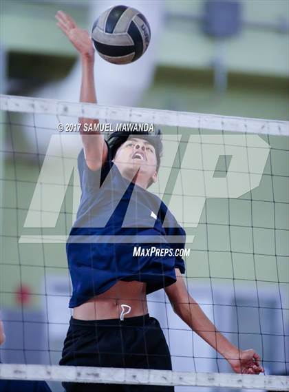 Thumbnail 2 in Bright Star vs. Lincoln (CIF LACS D4 Final) photogallery.